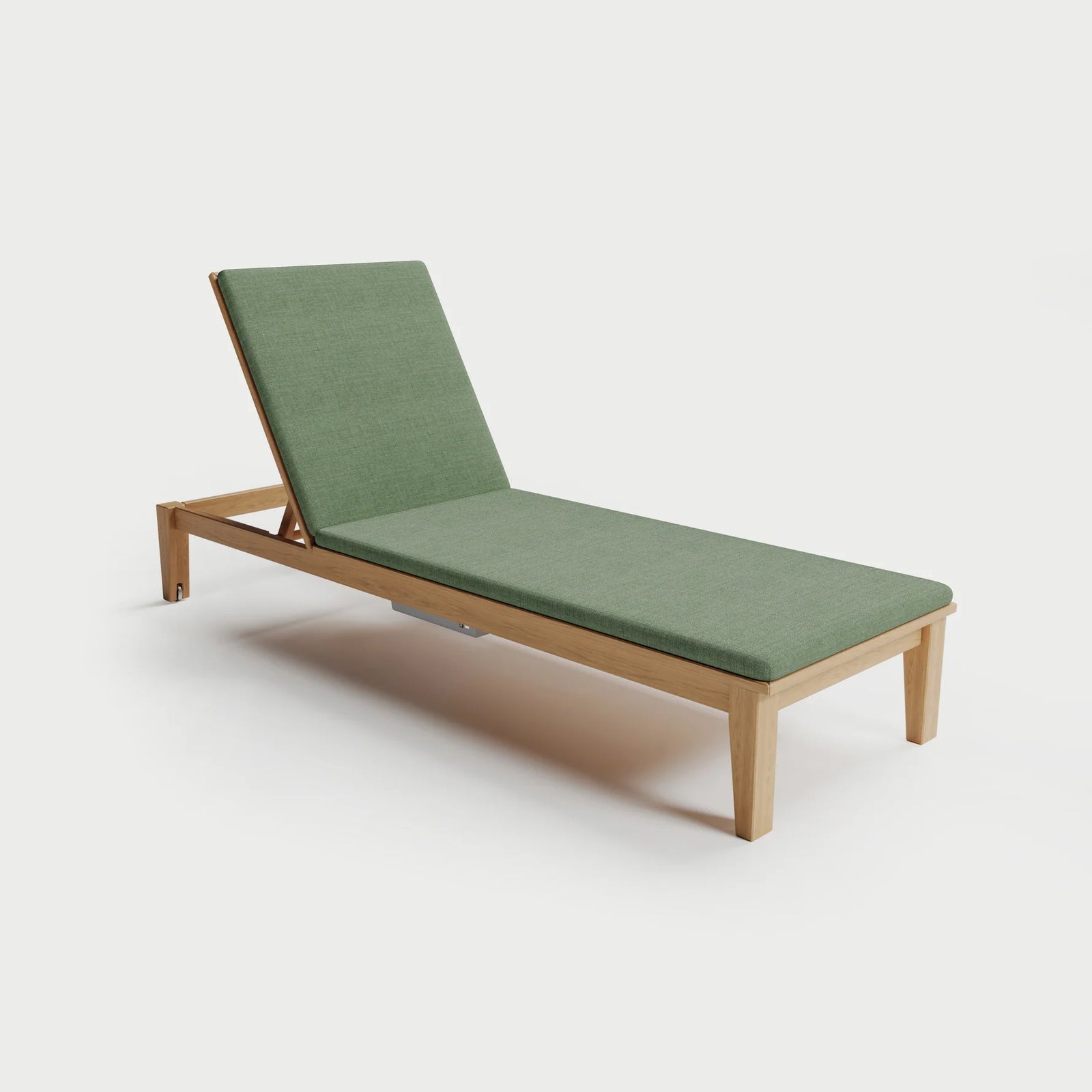 Solerno Heated Chaise Lounge