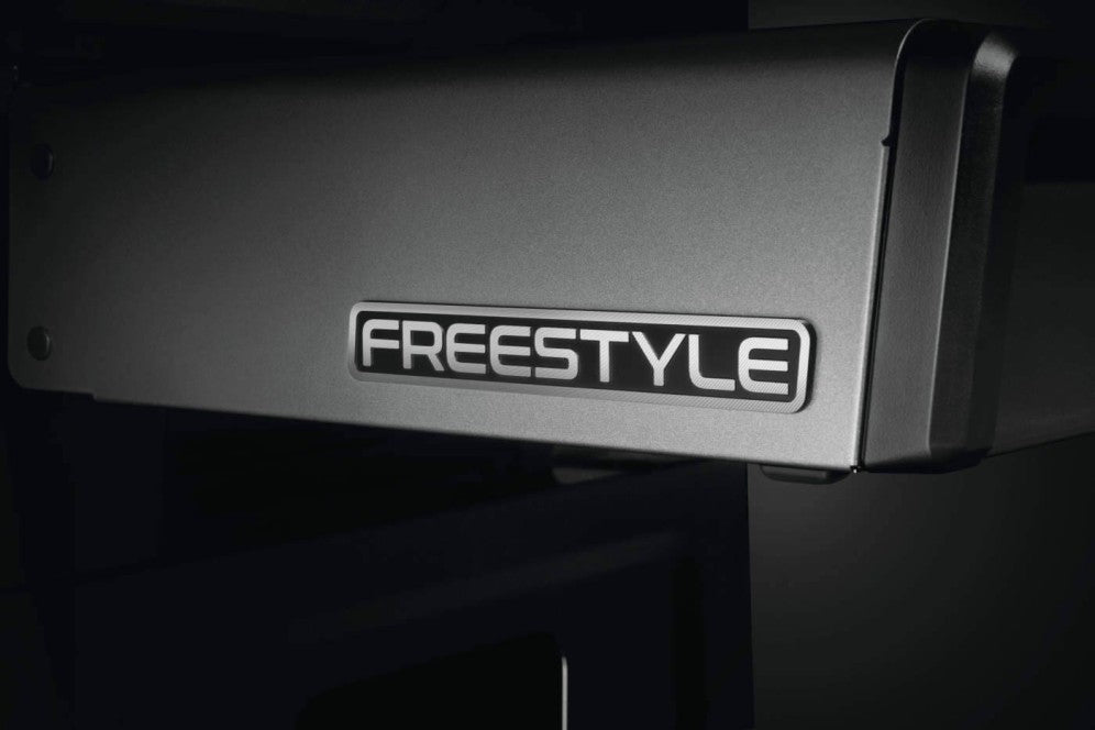 Napoleon FreeStyle 425 Gas Grill with Range Side Burner