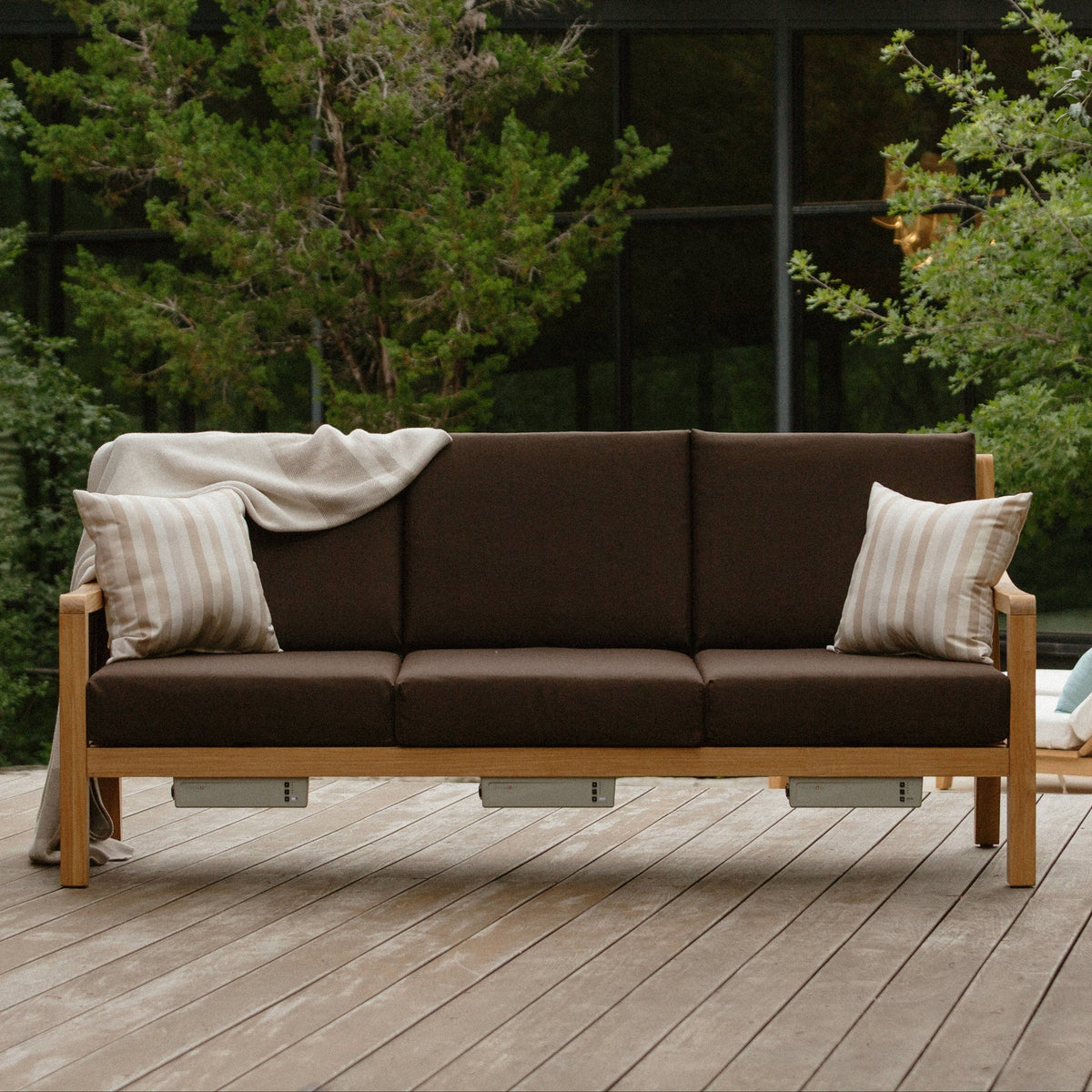Solerno Signature Outdoor Throw Pillows (18 x 18)