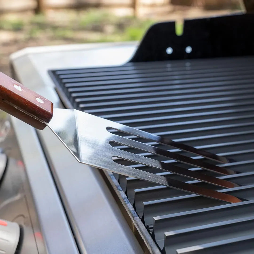 Grate tool clearance