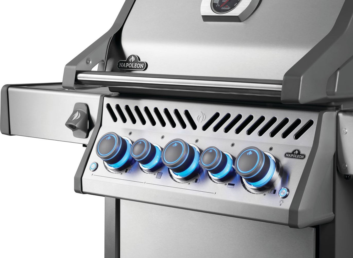 Napoleon Rogue® PRO-S 425 RSIB with Infrared Side and Rear Burner