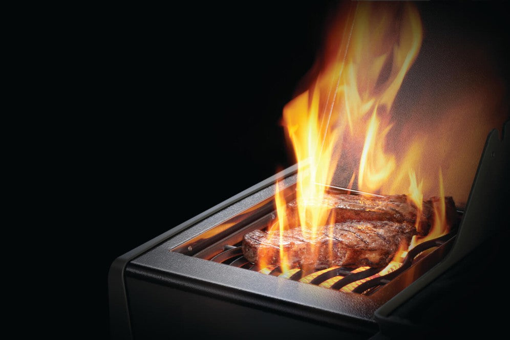 Napoleon Rogue® XT 425 SIB with Infrared Side Burner (Black)