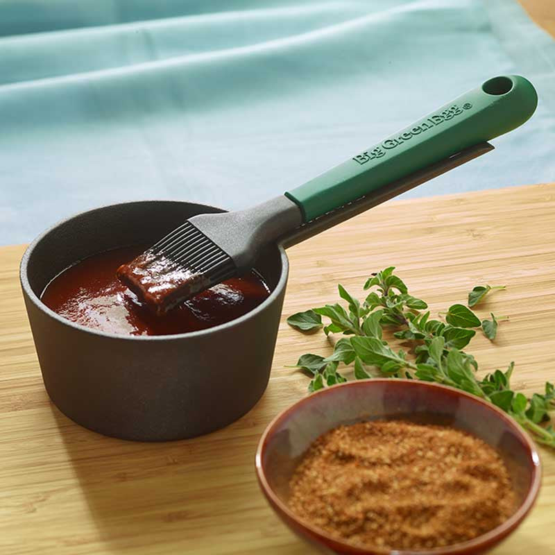 Cast Iron Sauce Pot with Basting Brush