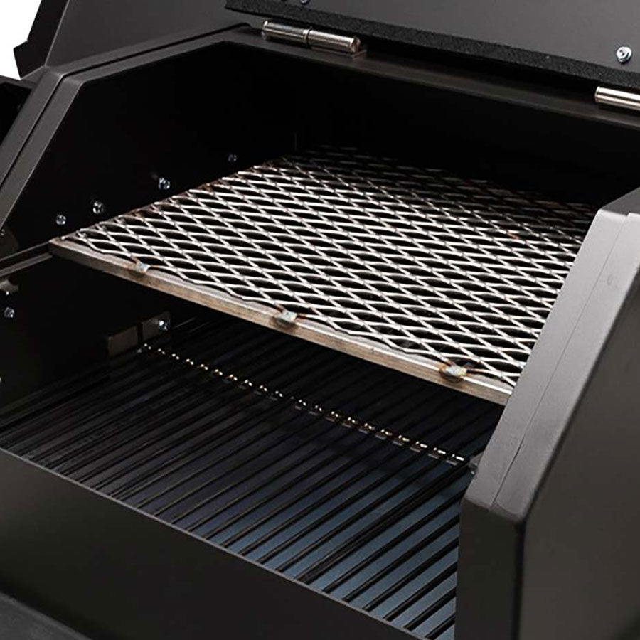 YS480s Pellet Grill on Competition Cart with Wire Shelves
