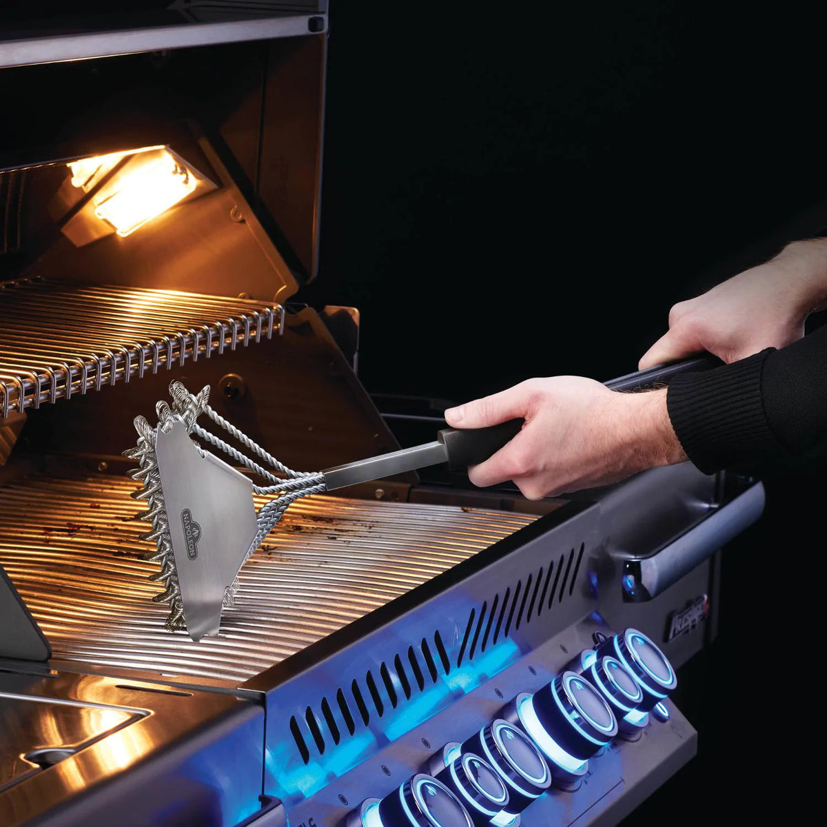 NAPOLEON BRISTLE-FREE TRIPLE-ROW GRILL BRUSH with Rolled Stainless Steel